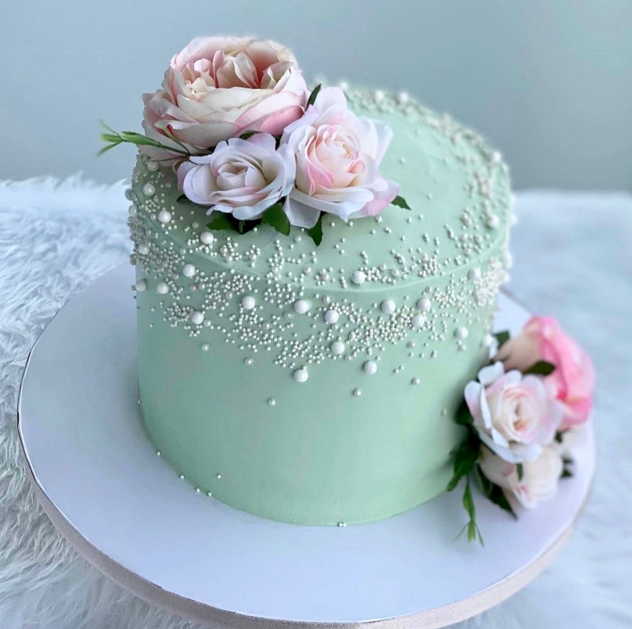 Floral Cake with Pearls